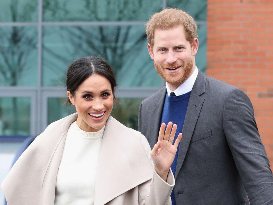 Begini Cara Meghan Markle dan Prince Harry Dobrak Tradisi Kerajaan Inggris 