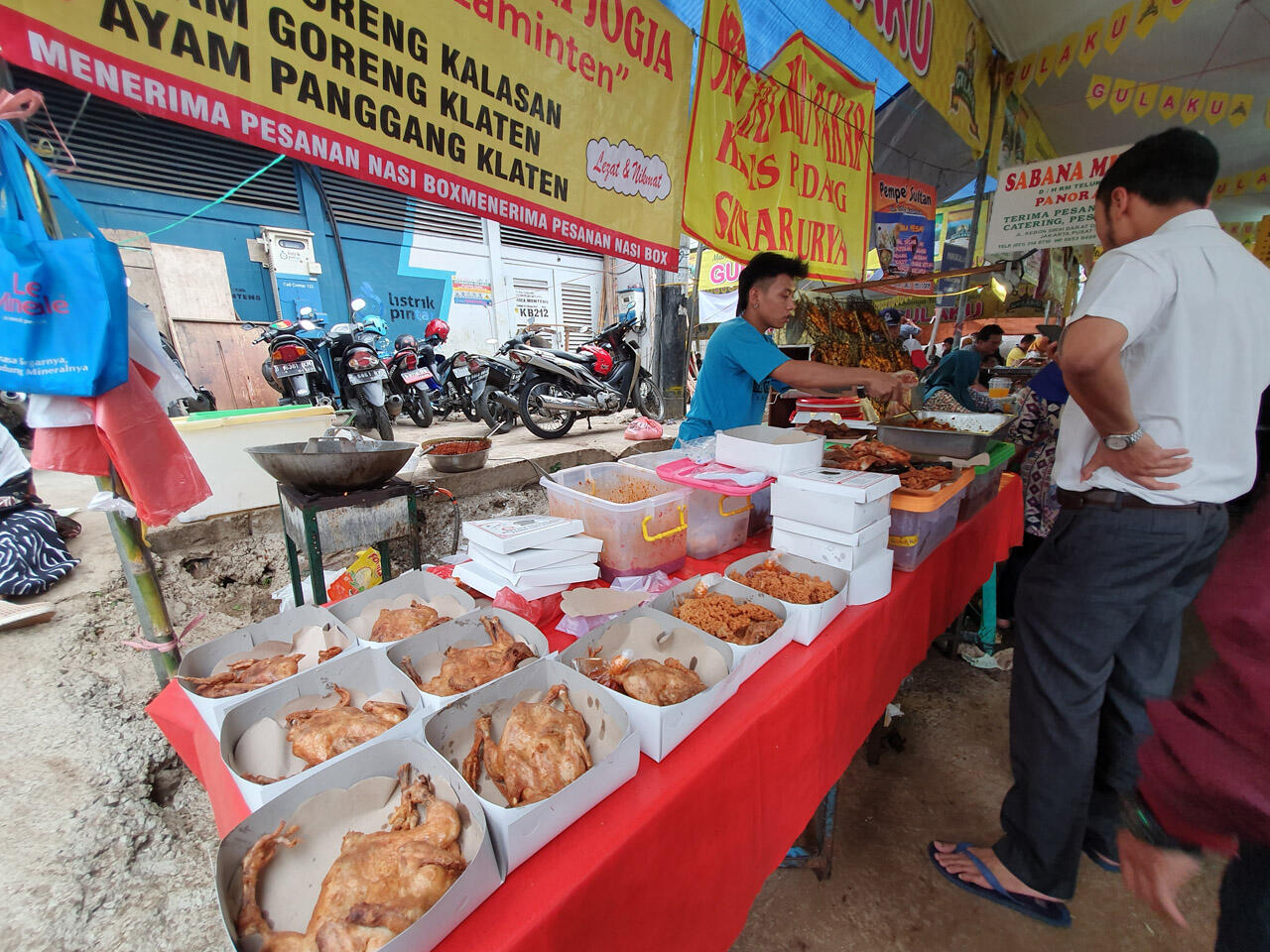 Ikut-ikutan Jadi &quot;Takjil Hunter&quot; di Pasar Benhil