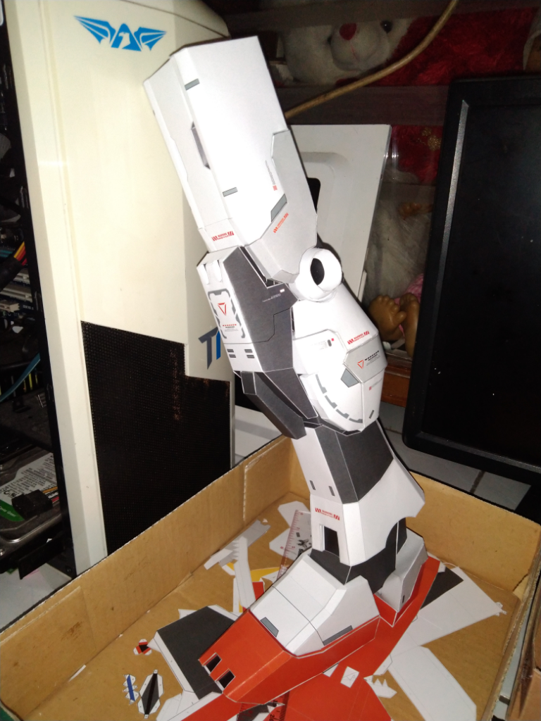 GUNDAM RX 73-2PAPERCRAFT