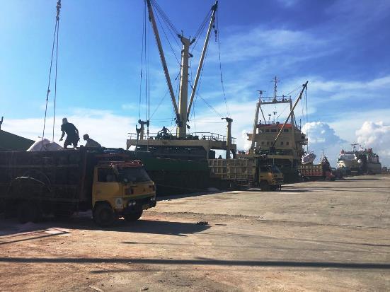 Kadin Banjarmasin Keluhkan Larangan Sandar Empat Kapal Logistik
