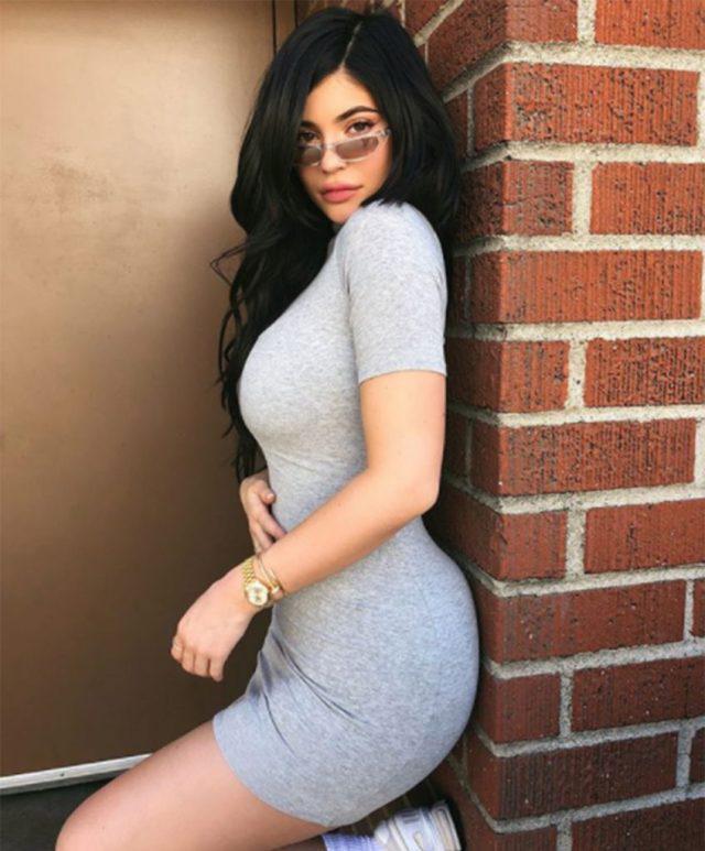 Duh! Cantiknya Transformasi KYLIE JENNER Dari Imut-imut Hingga Dewasa (Pict+)