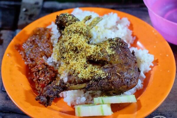 10 Tempat Buka Puasa Di Surabaya Paling Mantap 