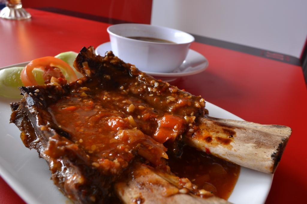 8 Makanan Khas Makassar Terpopuler Cocok untuk Kuliner Mudik Lebaran