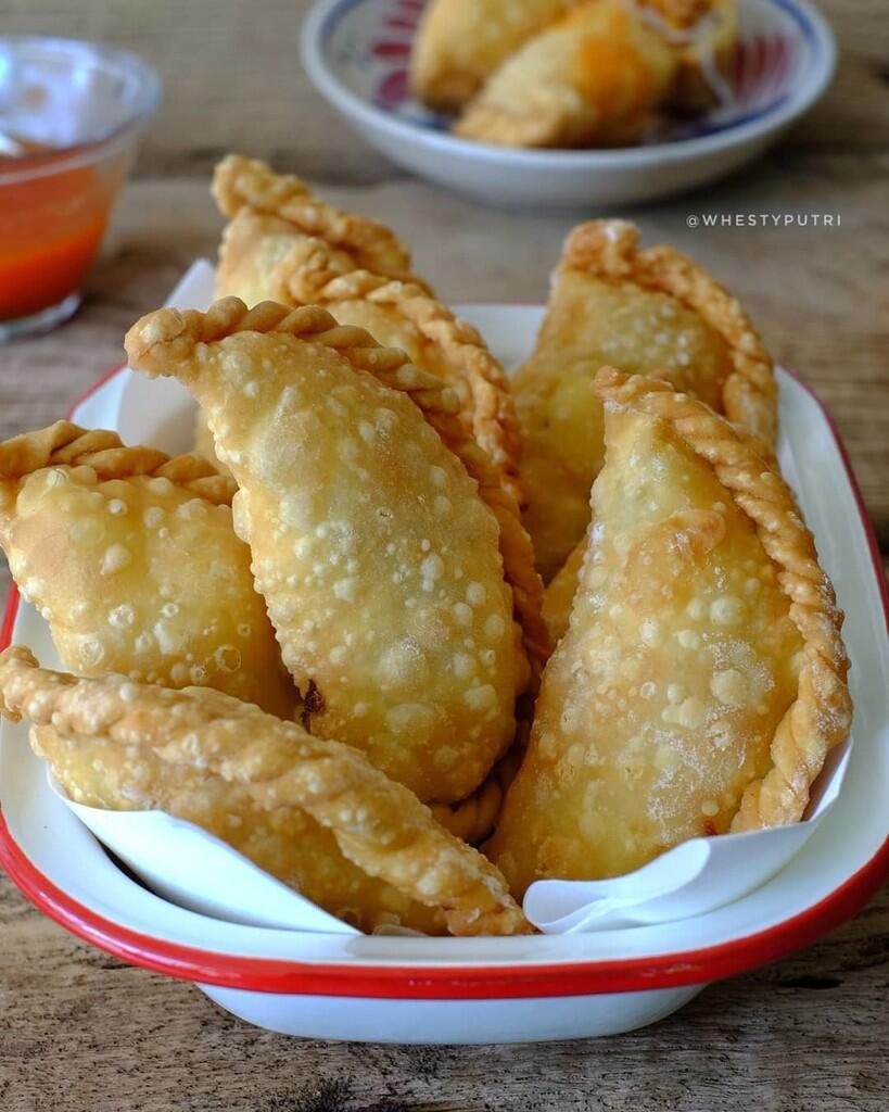 8 Makanan Khas Makassar Terpopuler Cocok untuk Kuliner Mudik Lebaran