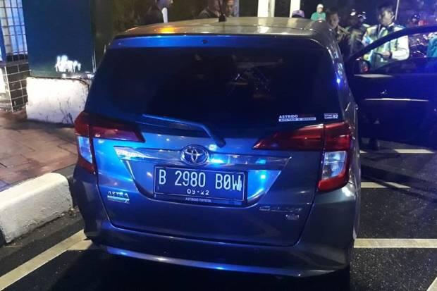 Jelang Sahur, Pengemudi Ayla Ditemukan Tewas Dalam Mobil di Senayan