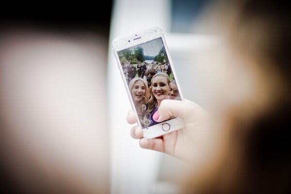 6 Fakta Soal Narsis yang Perlu Diketahui, Bukan Soal Selfie Saja Lho!