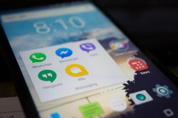 5 Tips untuk Menghemat Baterai Ponsel Saat Traveling!