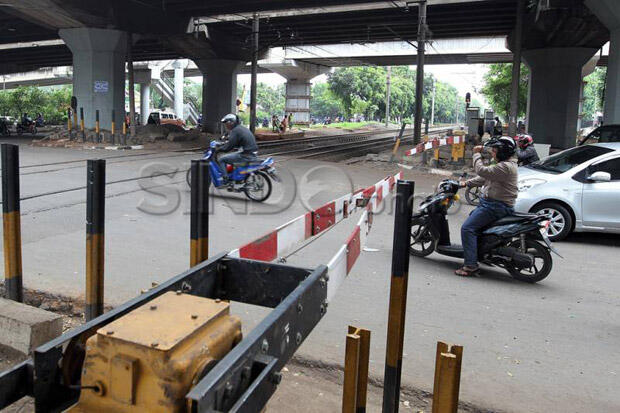 Masih Ada Ratusan, PT KAI Harap Perlintasan Sebidang Segera Ditutup