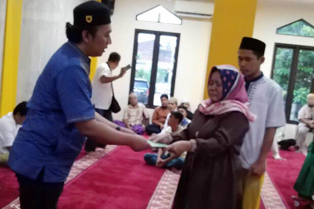 Warga Gelar Tahlilan dan Bukber untuk Anggota KPPS yang Meninggal
