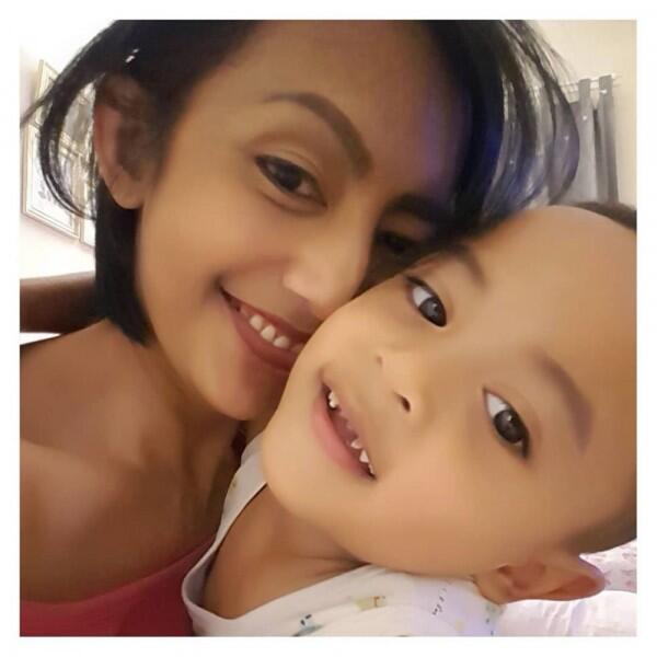 Butuh Penantian Panjang, Ini Potret Kasih Sayang Nina Tamam ke Anaknya
