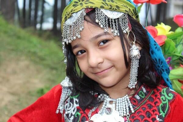15 Ide Nama Anak Perempuan Berbahasa India, Unik dan Bermakna Indah