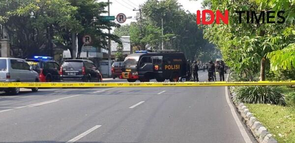 Tak Ada Car Free Day Pagi Itu di Jalan Diponegoro, Surabaya