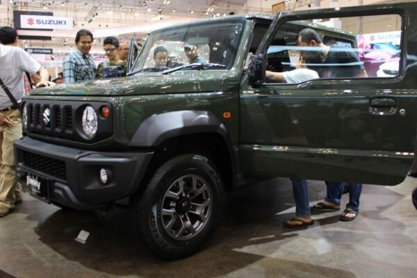 Gak Cuma Asik Buat Main Lumpur, Suzuki Jimny Juga Seru Buat Ngaspal