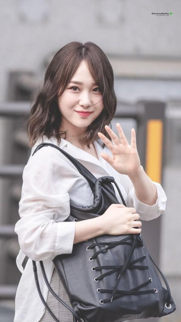 8 Fakta Takahashi Juri, Trainee Woollim Asal Jepang Lulusan AKB48