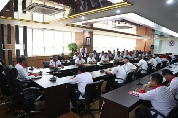 Gaji Lima Bulan Tak Dibayar, Karyawan KONI Sambangi Kemenpora