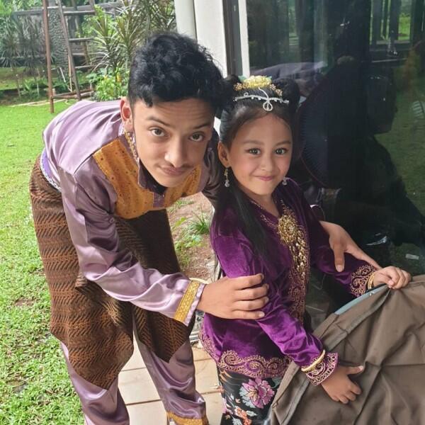 10 Potret Queensha Nadya, Artis Imut di Lenong Legenda