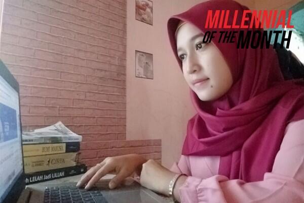 Mulanya Bukan Hobi, Kini Menulis adalah Bakat Emasnya