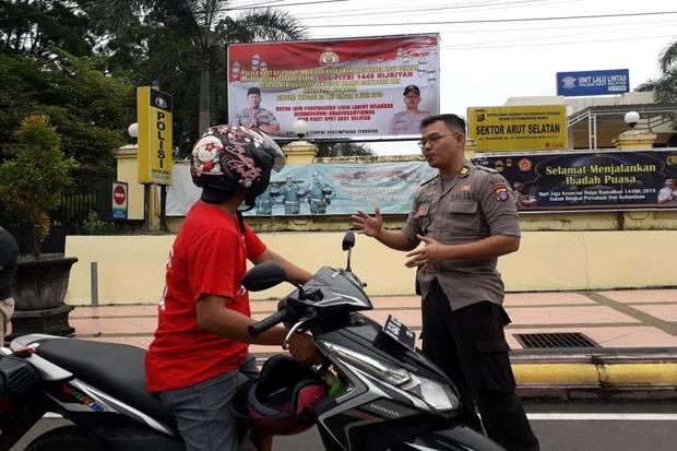 Polsek Arsel Terima Penitipan Barang Berharga Warga yang Mudik