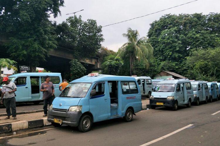 5 Hal ini buat kamu gak tenang berada di Transportasi Umum, No 3 yang bikin kesal