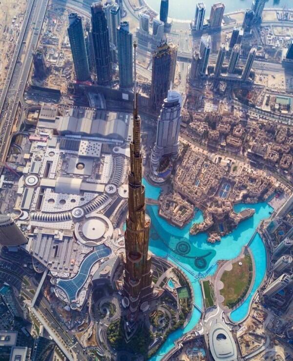 6 Fakta Menarik Burj Khalifa, Bangunan Tertinggi di Dunia