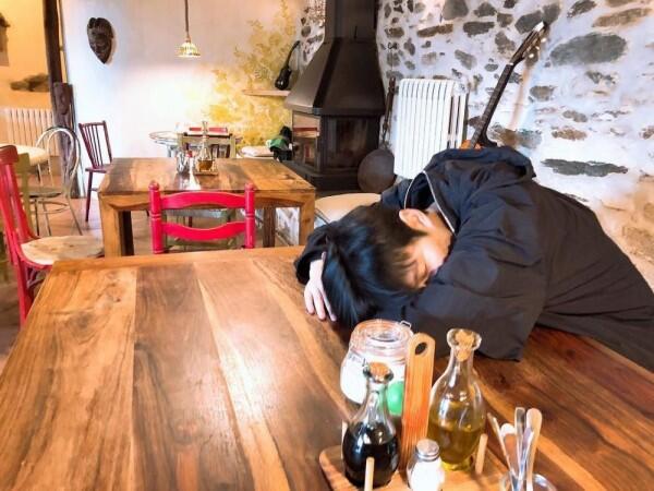 12 Potret Terbaru Lee Min Ho Saat Liburan, Seru Banget!