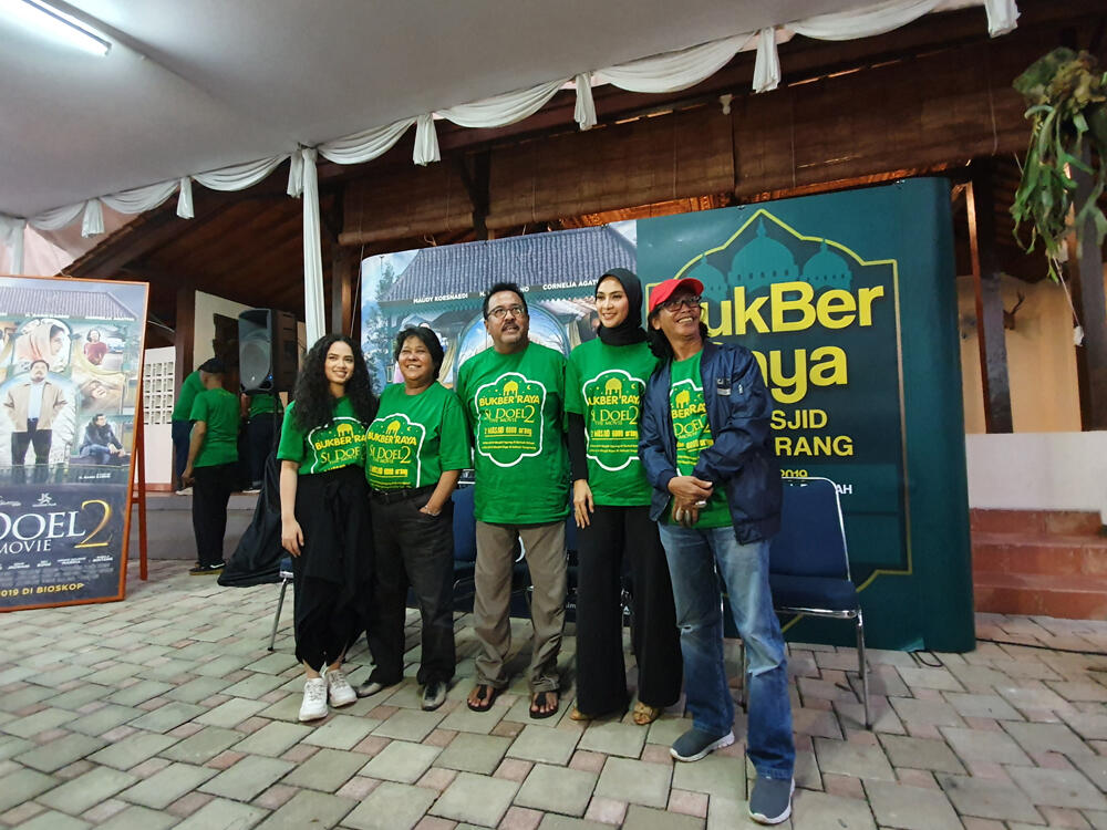 Warga Tangerang dan Bekasi, Nyok Buka Bareng Cast 'Si Doel The Movie 2'!