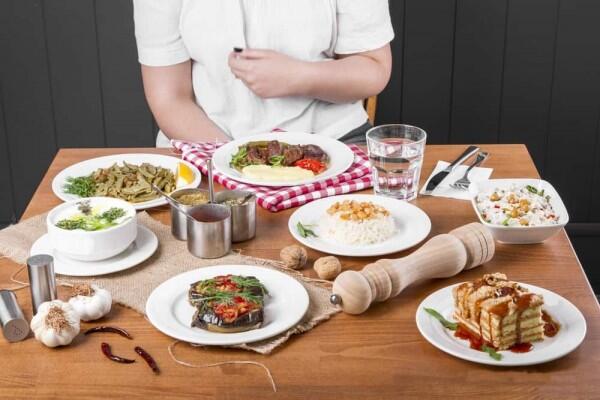 5 Pilihan Menu Buka Puasa Sehat untuk Penderita Hipertensi