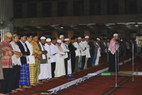 5 Kebaikan Spiritual yang Bisa Didapat dari Salat Tarawih