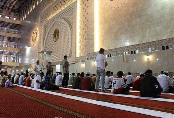 10 Amalan Kecil yang Semakin Berpahala Besar di Bulan Ramadan