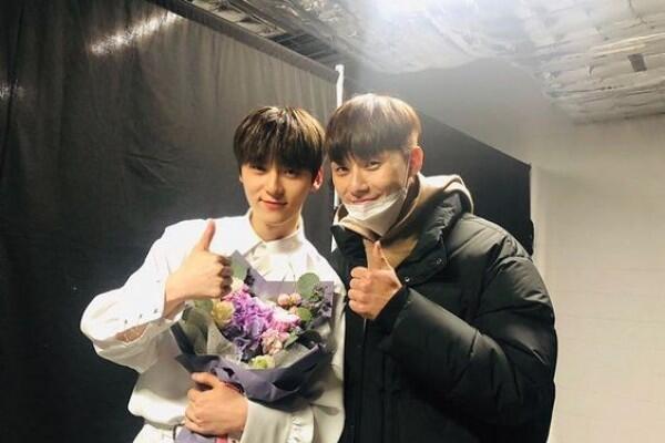 10 Potret Terbaru Minhyun, Member NU'EST yang Mirip Park Seo Joon