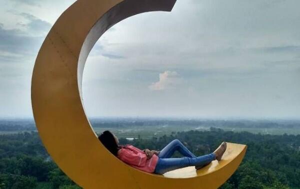 10 Bukit Bintang Kece di Indonesia Ini Tawarkan Suasana Romantis