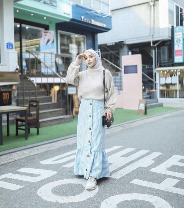8 OOTD Manis Hamidah Rachmayanti yang Pas Buat Acara Buka Bersama