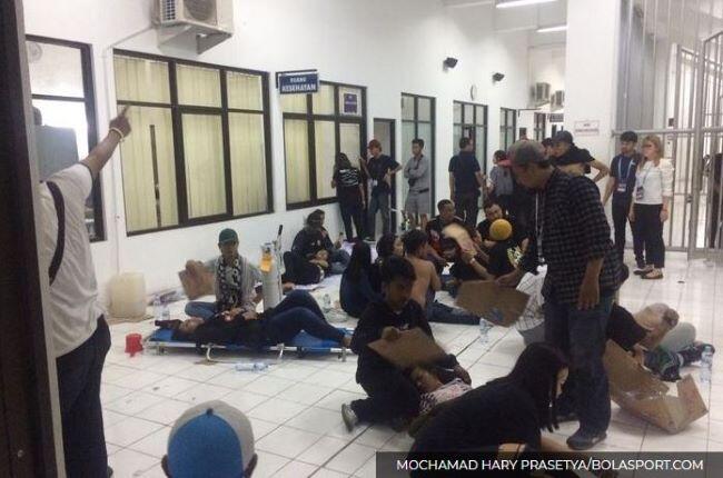 Haruskah Sepak Bola Kita Identik dengan Kerusuhan?