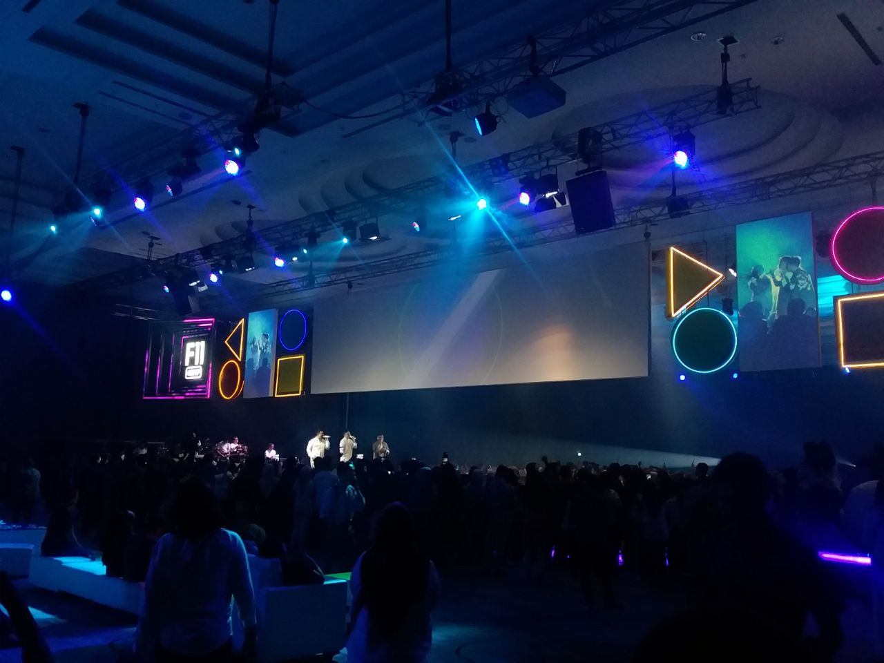 &#91;FR&#93; Breakfasting Event With OPPO F11
