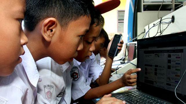 Pengguna Internet di Indonesia 2018 Mencapai 171 Juta Orang
