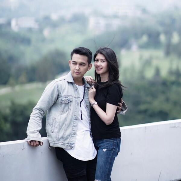 10 Potret Naga Lyla & Istri di Usia Pernikahan ke-7, Selalu Mesra!