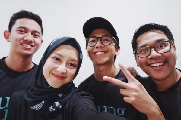 10 Aktivitas Gita Savitri, Idola Kaum Millenial yang Menginspirasi