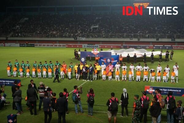 Laga PSS Sleman Vs Arema FC Sempat Ricuh, Ini 3 Fakta di Baliknya