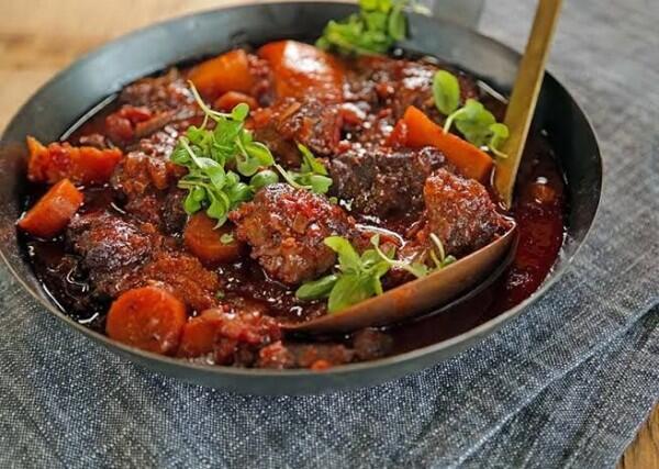 7 Kuliner Khas Afrika Selatan Serba Daging yang Menggiurkan Lidah