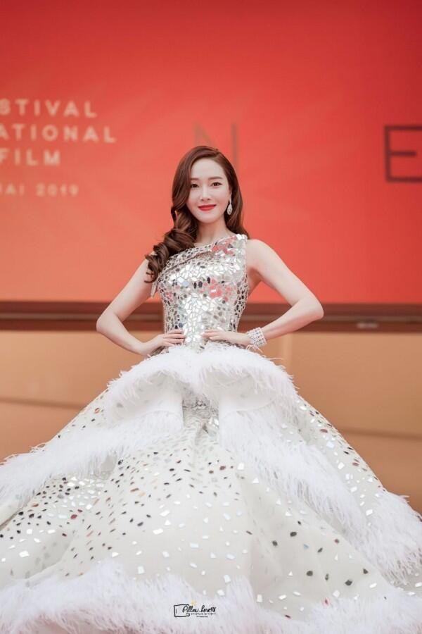 8 Potret Elegan Jessica Jung Hadiri Festival Film Cannes 2019