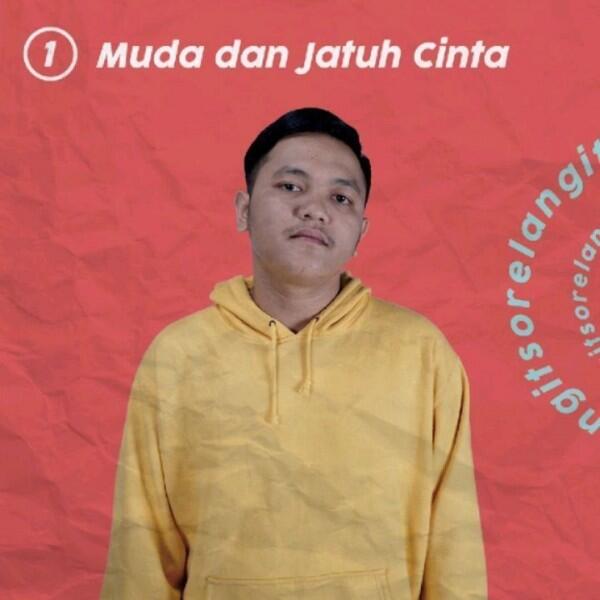 8 Potret Langit Sore, Penyanyi yang Lagunya Viral di Cover Duta SO7