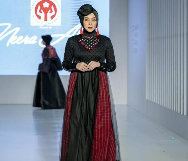 Jarang Disorot, 10 Potret Bersahaja Terry Putri yang Kini Berhijab