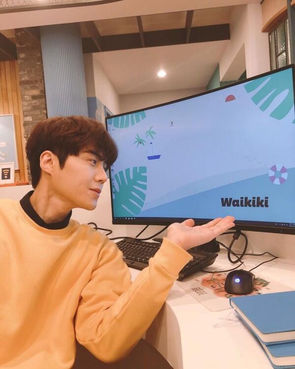 Genap 33 Tahun, Ini 10 Potret Memesona Kim Seon Ho