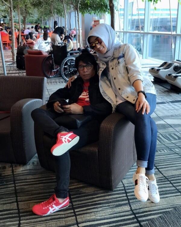 Terpaut Usia 18 Tahun, 10 Momen Romantis Parto Patrio & Diena Risty