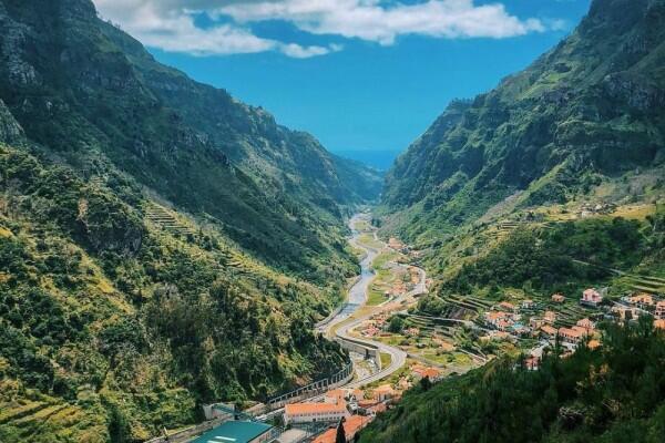 6 Tempat Wisata Alam di Pulau Madeira, Portugal yang Eksotis