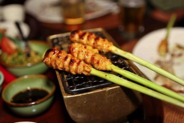 Resep Sate Lilit Bali yang Gak Kalah Sama Sate Padang & Madura