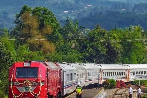 78 Kereta Siap Beroperasi Untuk Masa Lebaran