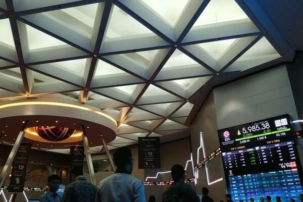 Lagi-Lagi Investor Asing Kabur dari Pasar Saham Indonesia