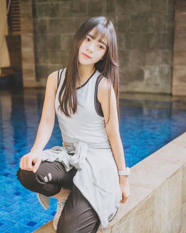 10 Potret Yupi Eks-JKT48 yang Baby Face dan Mirip Orang Jepang Asli