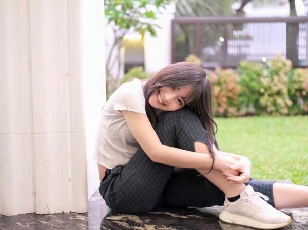 10 Potret Yupi Eks-JKT48 yang Baby Face dan Mirip Orang Jepang Asli